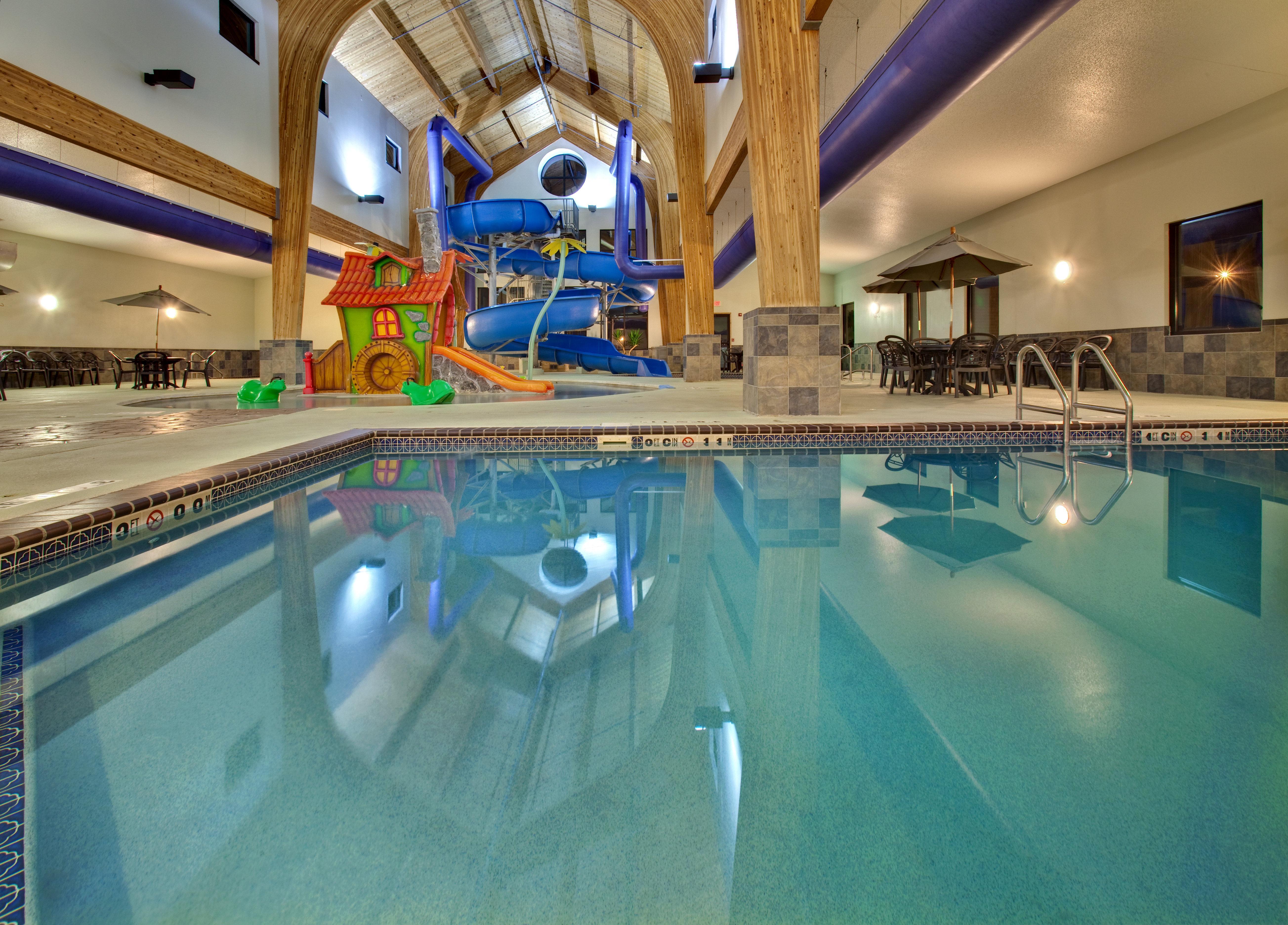 Best Western Watertown Inn & Suites Экстерьер фото