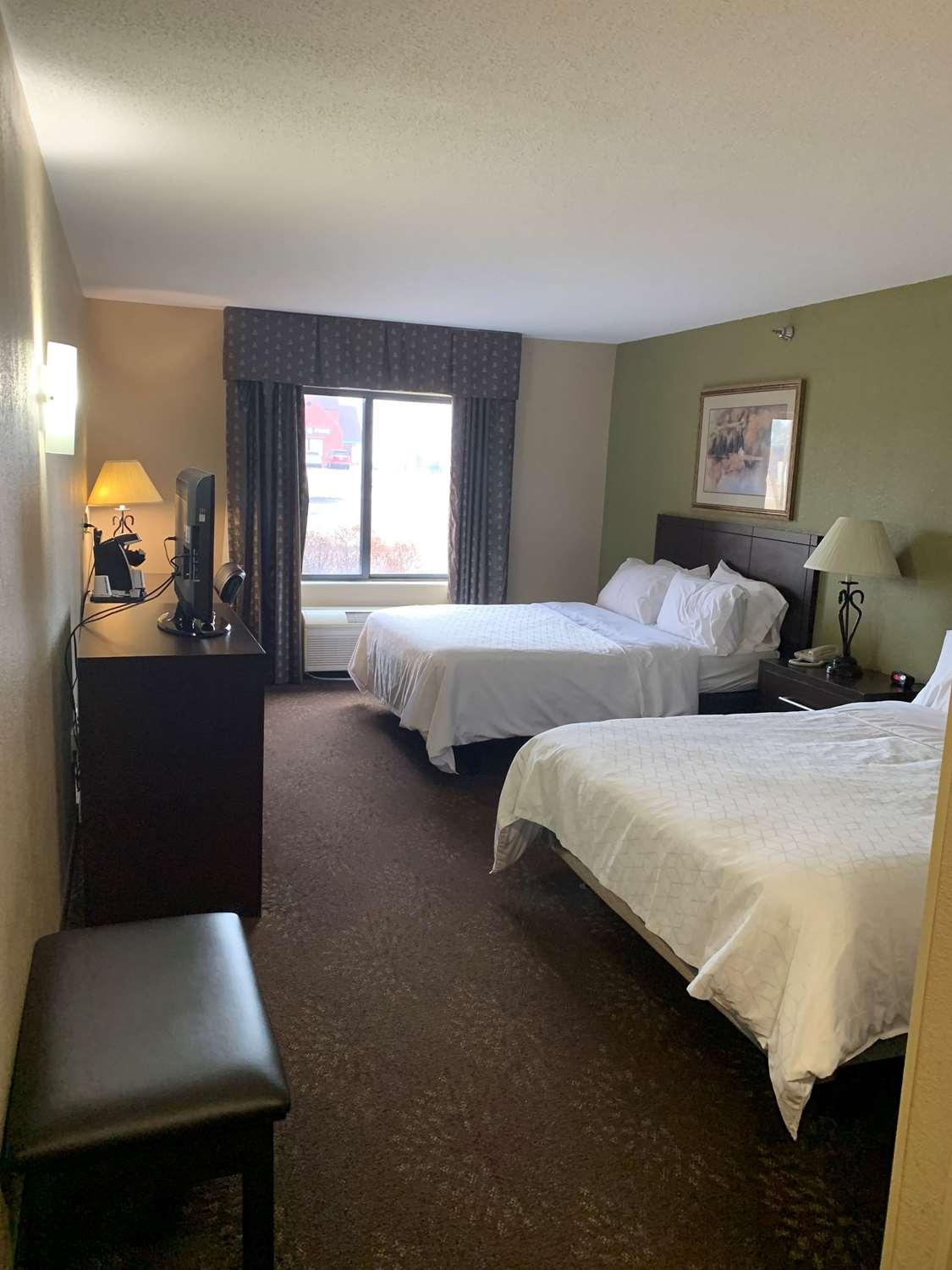 Best Western Watertown Inn & Suites Экстерьер фото